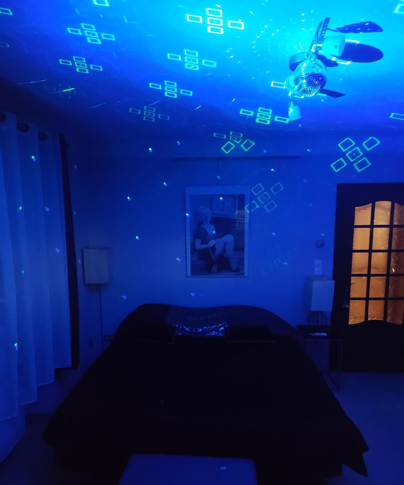 Paradis Love Room Crehange Exterior foto